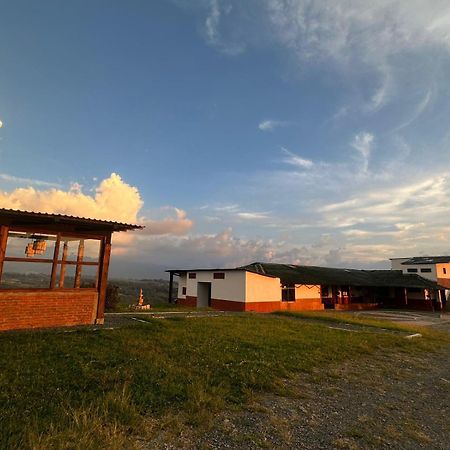 Sierra Morena Hotel Filandia Kültér fotó